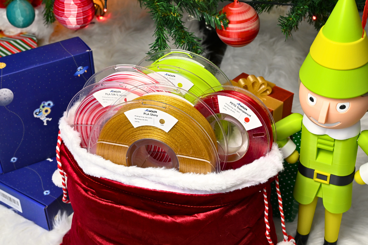 Blog cover 35 gift ideas for someone who loves 3d printing (or for yourself) !