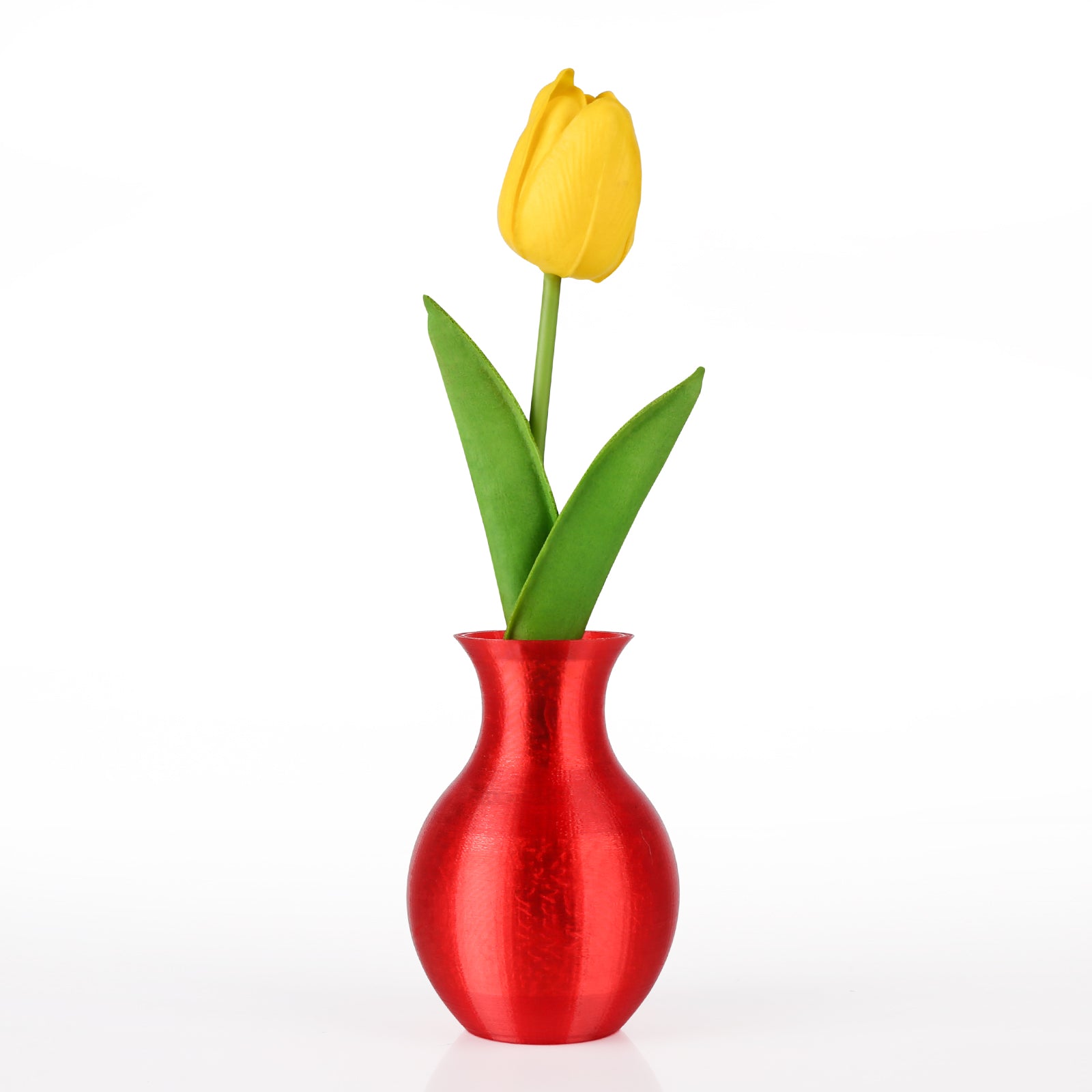 3D printed red vase with yellow tulip, highlighting Amolen PETG filament